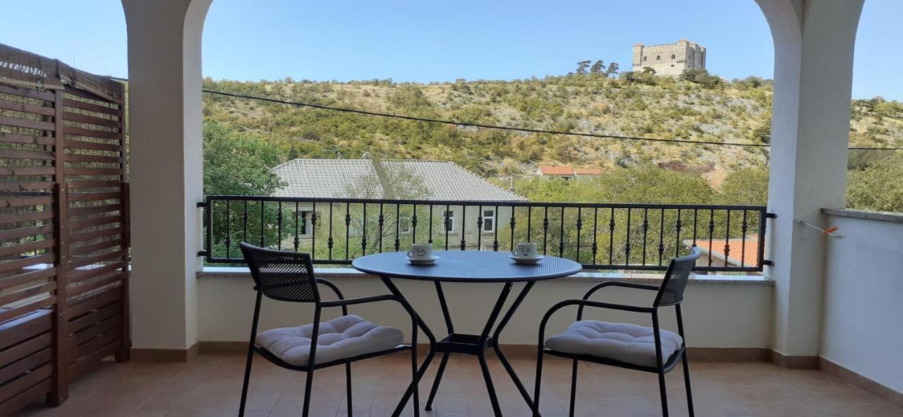 Guesthouse Ruza Senj  Bagian luar foto