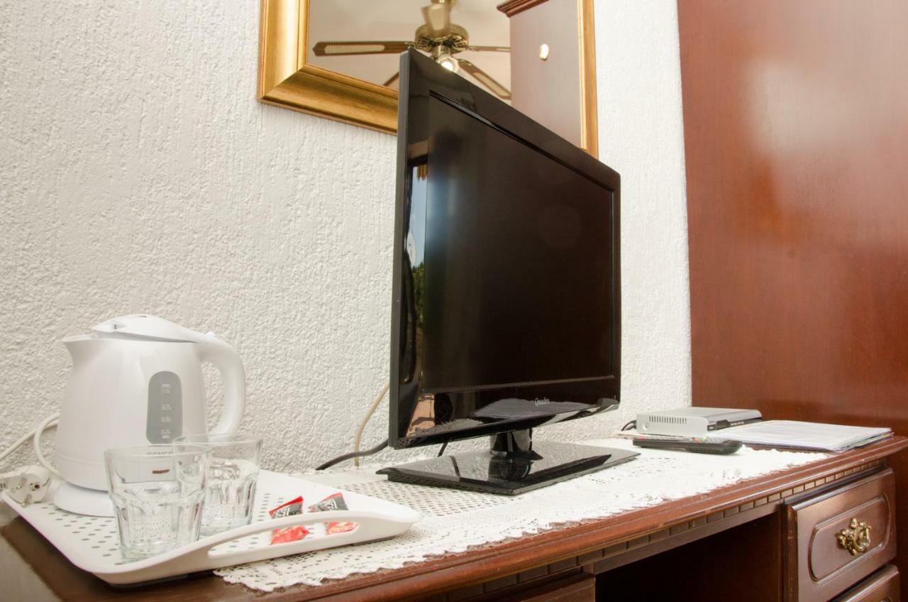 Guesthouse Ruza Senj  Bagian luar foto